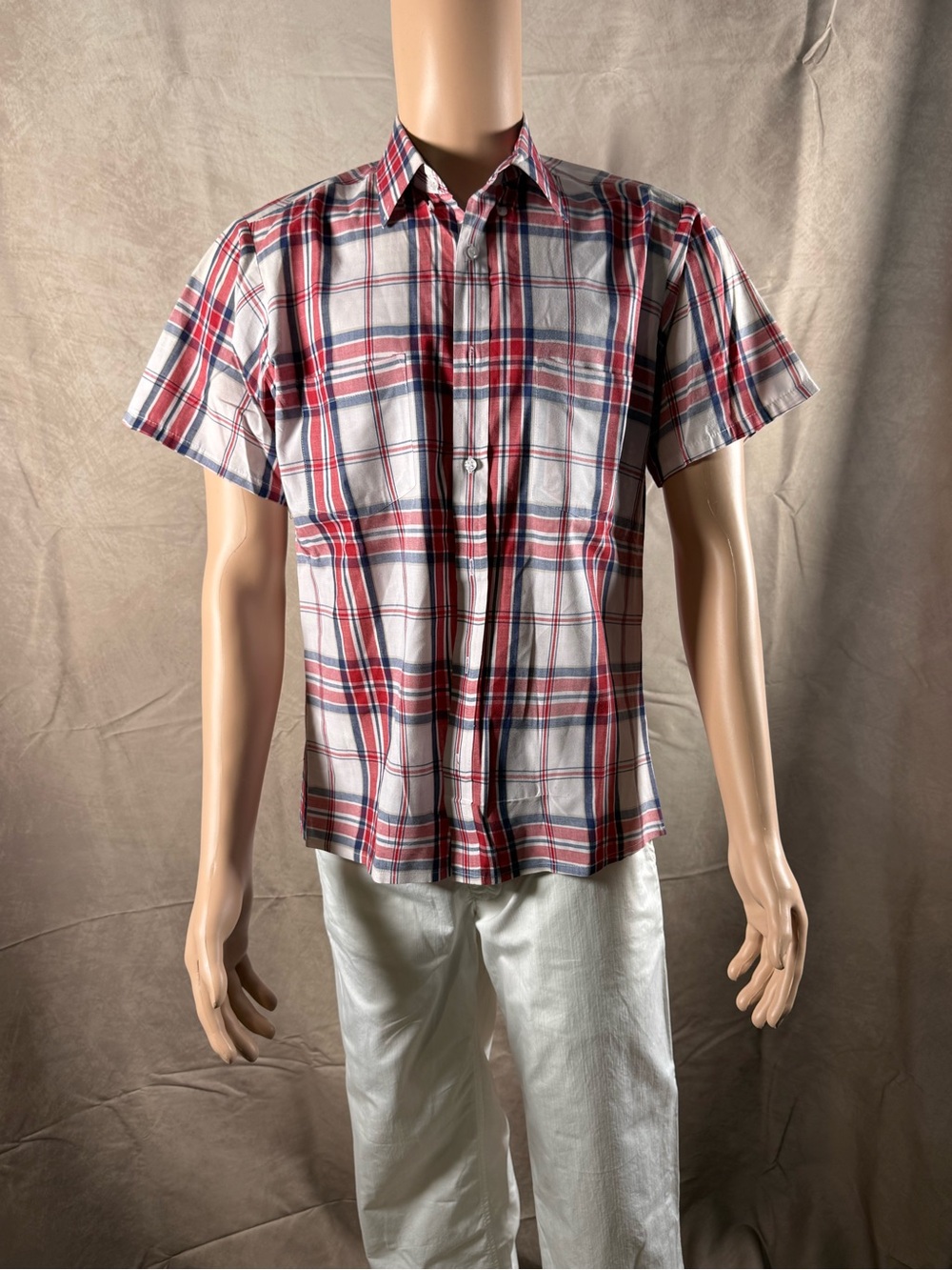 Vintage Van Heusen Red, White & Blue Plaid Short-Sleeve Button-Up Shirt